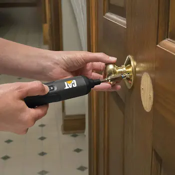 CAT aku zavrtač 4V 1/4 CAT aku zavrtač 4V 1/4