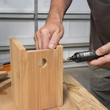 CAT aku zavrtač 4V 1/4 CAT aku zavrtač 4V 1/4