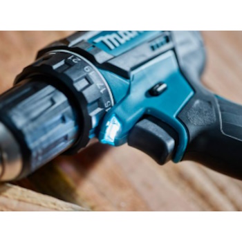 Makita akumulatorska bušilica DDF482Z + kofer Makita akumulatorska bušilica DDF482Z + kofer