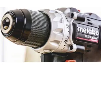 Metabo BS 18 BL Edition akumulatorska bušilica-odvijač 18 V, 60 Nm, 1x4,0 Ah 613159900 Metabo BS 18 BL Edition akumulatorska bušilica-odvijač 18 V, 60 Nm, 1x4,0 Ah 613159900