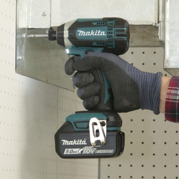 Makita akumulatorski udarni odvijač DTD152Z Makita akumulatorski udarni odvijač DTD152Z