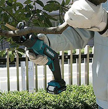 Makita akumulatorska testera JR105DWME-2