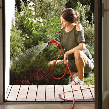 Baštensko crevo Fitt YOYO GO sa nastavcima 20m 062727 Baštensko crevo Fitt YOYO GO sa nastavcima 20m 062727