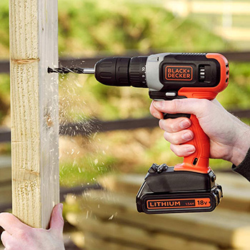 Black&Decker akumulatorska bušilica odvijač 18V Li-ion BCD001KBA10 Black&Decker akumulatorska bušilica odvijač 18V Li-ion BCD001KBA10