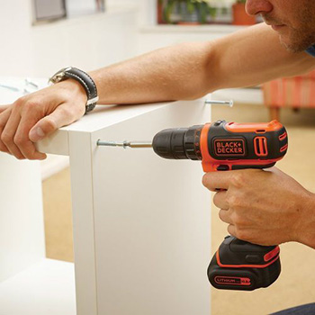 Black&Decker akumulatorska bušilica odvijač 10.8V Li-ion BDCDD12K-7