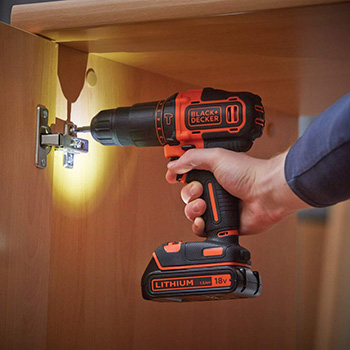 Black&Decker akumulatorska udarna bušilica odvijač 18V Li-ion BDCHD18-7