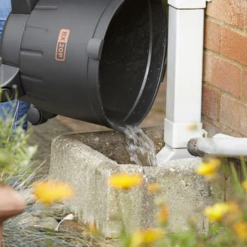 Black&Decker mokri i suvi usisivač BXVC20PTE Black&Decker mokri i suvi usisivač BXVC20PTE