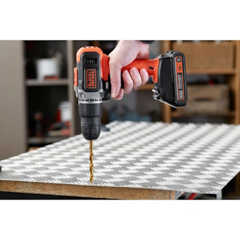 Black&Decker aku bušilica 18V 1.5Ah set BCKSB03-QW-1