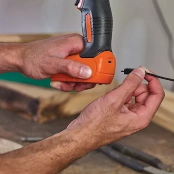 Black&Decker aku bušilica-šrafilica 7.2V BDCD8 Black&Decker aku bušilica-šrafilica 7.2V BDCD8