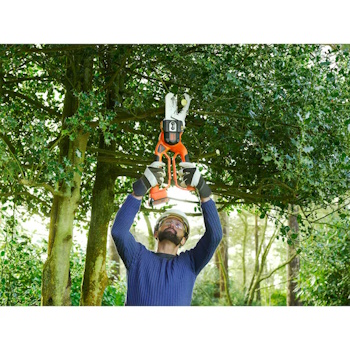 Black&Decker aku lančana testera za grane 18V GKC1000L-QW Black&Decker aku lančana testera za grane 18V GKC1000L-QW