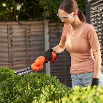 Black&Decker aku makaze za travu 18V BCSS18D1-QW Black&Decker aku makaze za travu 18V BCSS18D1-QW