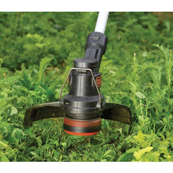 Black&Decker aku trimer za travu 18V ST1823-QW Black&Decker aku trimer za travu 18V ST1823-QW