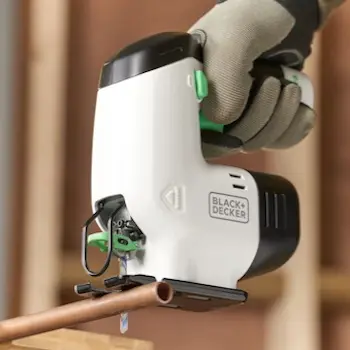 Black&Decker aku ubodna testera 12V REVJ12C Black&Decker aku ubodna testera 12V REVJ12C