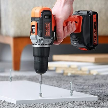 Black&Decker aku udarna bušilica 18V 1.5Ah BCD003C2K-QW-5