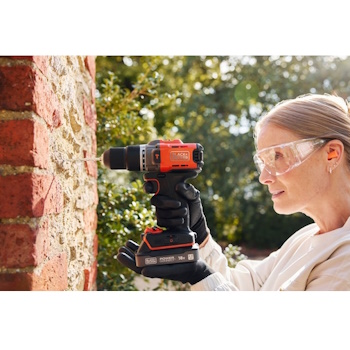 Black&Decker akumulatorska udarna bušilica 18V BCD383D1XC-QW-3