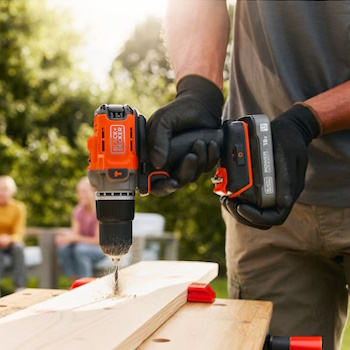 Black&Decker akumulatorska udarna bušilica 18V BCD383D1XC-QW-4