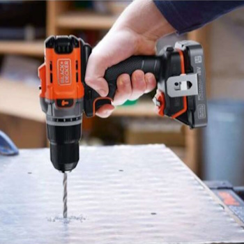 Black&Decker akumulatorska udarna bušilica 18V BCD383D1XK Black&Decker akumulatorska udarna bušilica 18V BCD383D1XK