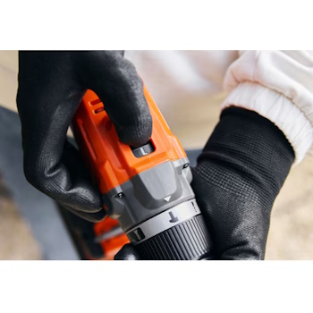Black&Decker akumulatorska udarna bušilica 18V BCD383D1XK Black&Decker akumulatorska udarna bušilica 18V BCD383D1XK