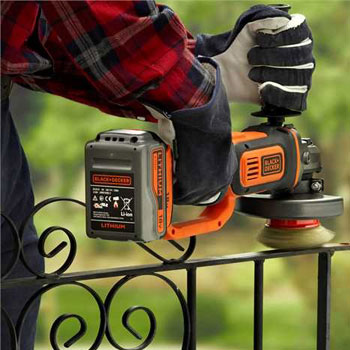 Black&Decker akumulatorska ugaona brusilica BCG720M1 Black&Decker akumulatorska ugaona brusilica BCG720M1