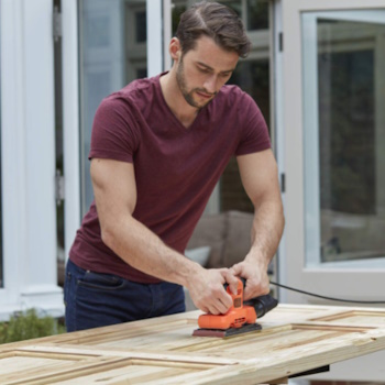 Black&Decker brusilica vibraciona 150W BEW220 Black&Decker brusilica vibraciona 150W BEW220