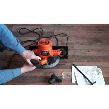 Black&Decker električna kružna testera 1500W CS1550 Black&Decker električna kružna testera 1500W CS1550