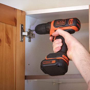 Black&Decker aku bušilica odvijač BDCDD121BKA-2