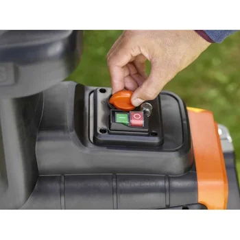 Black&Decker električna seckalica za grane 2800W BEGAS5800-QS-6