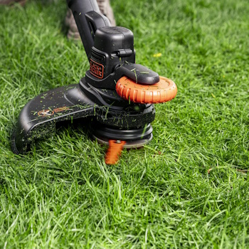 Black&Decker trimer za ivice 18V 2Ah BCSTR918D1-QW-7