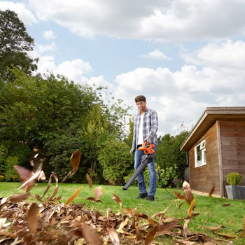 Black&Decker usisivač-duvač lišća 2600W BEBLV260-QS Black&Decker usisivač-duvač lišća 2600W BEBLV260-QS