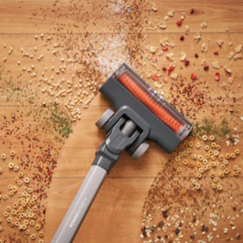 Black&Decker akumulatorski štapni usisivač BHFEA18D1-QW + akumulatorska šrafilica BCD382XN-XJ-4 Black&Decker akumulatorski štapni usisivač BHFEA18D1-QW + akumulatorska šrafilica BCD382XN-XJ-4