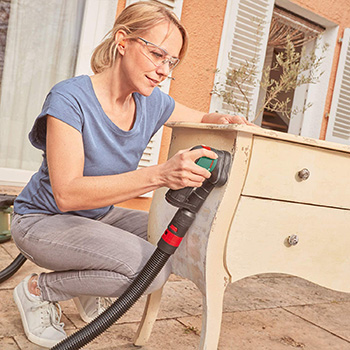 Bosch akumulatorska brusilica za poliranje i šmirglanje EasyCurvSander 12 Solo 06039C9003 Bosch akumulatorska brusilica za poliranje i šmirglanje EasyCurvSander 12 Solo 06039C9003