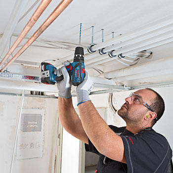 Bosch akumulatorska vibraciona bušilica-odvrtač GSB 18-2-LI Plus Professional 06019E7102 Bosch akumulatorska vibraciona bušilica-odvrtač GSB 18-2-LI Plus Professional 06019E7102