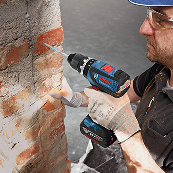 Bosch akumulatorska vibraciona bušilica-odvrtač GSB 18 V-EC Professional 06019E9120 Bosch akumulatorska vibraciona bušilica-odvrtač GSB 18 V-EC Professional 06019E9120