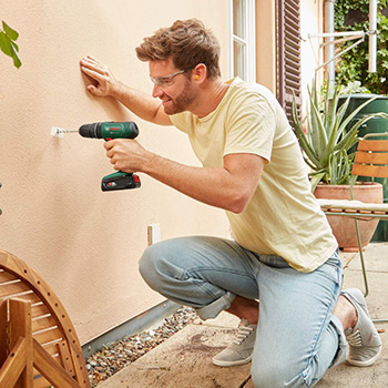 Bosch akumulatorska vibraciona bušilica-odvrtač EasyImpact 18V-40 sa 2x 18V 2.0 Ah akumulatora i punjačem 06039D8108 Bosch akumulatorska vibraciona bušilica-odvrtač EasyImpact 18V-40 sa 2x 18V 2.0 Ah akumulatora i punjačem 06039D8108