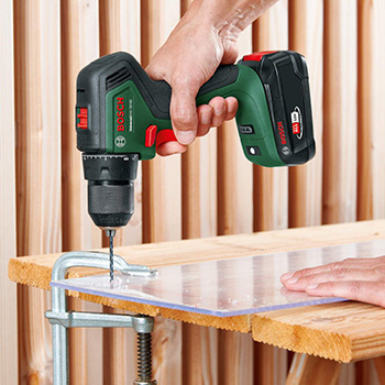 Bosch akumulatorska bušilica-odvrtač UniversalDrill 18V-60 sa 2x 18V 2.0 Ah akumulatora i punjačem 06039D7002-5