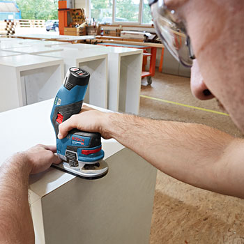 Bosch akumulatorska glodalica za ivice GKF 12V-8 Professional 06016B0000 Bosch akumulatorska glodalica za ivice GKF 12V-8 Professional 06016B0000