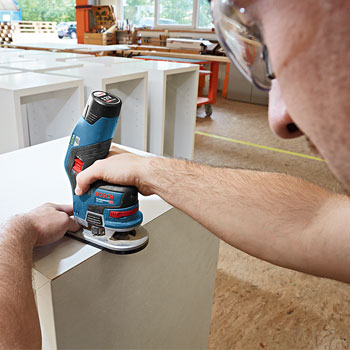 Bosch akumulatorska glodalica za ivice GKF 12V-8 Professional 06016B0002 Bosch akumulatorska glodalica za ivice GKF 12V-8 Professional 06016B0002