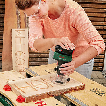 Bosch akumulatorska glodalica AdvancedTrimRouter 18V-8 Solo 06039D5000 Bosch akumulatorska glodalica AdvancedTrimRouter 18V-8 Solo 06039D5000