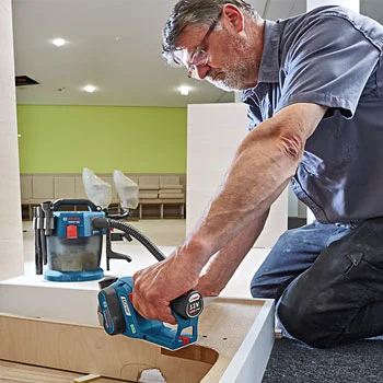 Bosch akumulatorska rendisaljka GHO 12V-20 Professional 06015A7000 Bosch akumulatorska rendisaljka GHO 12V-20 Professional 06015A7000