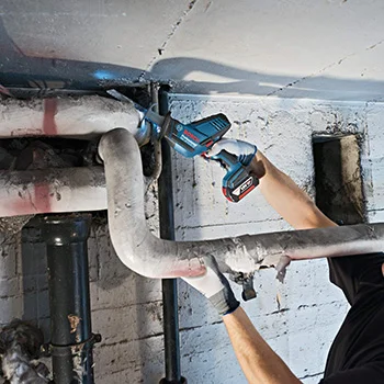 Bosch akumulatorska univerzalna testera GSA 18 V-LI C Professional 0615990M3Y Bosch akumulatorska univerzalna testera GSA 18 V-LI C Professional 0615990M3Y