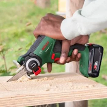 Bosch akumulatorska ubodna testera UniversalCut 18V-65 - NanoBlade 06033D5200-2