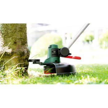 Bosch akumulatorski trimer za travu EasyGrassCut 18-26 1×2.5 Ah 26cm 06008C1C03 Bosch akumulatorski trimer za travu EasyGrassCut 18-26 1×2.5 Ah 26cm 06008C1C03