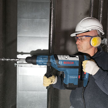 Bosch elektro-pneumatski čekić za bušenje sa SDS-max prihvatom GBH 8-45 DV Professional 0611265000 Bosch elektro-pneumatski čekić za bušenje sa SDS-max prihvatom GBH 8-45 DV Professional 0611265000