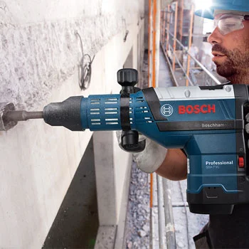 Bosch elektro-pneumatski čekić za štemovanje sa SDS-max prihvatom GSH 7 VC Professional 0611322000 Bosch elektro-pneumatski čekić za štemovanje sa SDS-max prihvatom GSH 7 VC Professional 0611322000