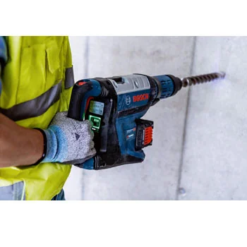 Bosch akumulatorski elektro-pneumatski GBH 18V-45 C Solo,bez baterije i punjača,SDS max 0611913120 Bosch akumulatorski elektro-pneumatski GBH 18V-45 C Solo,bez baterije i punjača,SDS max 0611913120