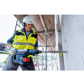 Bosch akumulatorski elektro-pneumatski GBH 18V-45 C Solo,bez baterije i punjača,SDS max 0611913120 Bosch akumulatorski elektro-pneumatski GBH 18V-45 C Solo,bez baterije i punjača,SDS max 0611913120