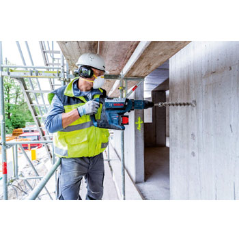 Bosch akumulatorski elektro-pneumatski GBH 18V-45 C Solo,bez baterije i punjača,SDS max 0611913120 Bosch akumulatorski elektro-pneumatski GBH 18V-45 C Solo,bez baterije i punjača,SDS max 0611913120