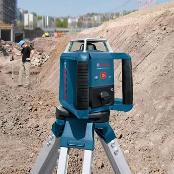 Bosch rotacioni laser GRL 400 H + BT 170 HD + GR 240 + LR 1 prijemnik + stativ + merna letva u koferu 061599403U Bosch rotacioni laser GRL 400 H + BT 170 HD + GR 240 + LR 1 prijemnik + stativ + merna letva u koferu 061599403U