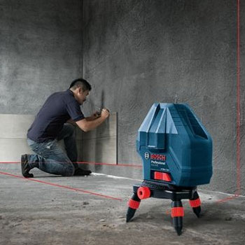 Bosch GLL 3-15 X linijski laser sa 3 linije samonivelišući 15m domet 0601063M00 Bosch GLL 3-15 X linijski laser sa 3 linije samonivelišući 15m domet 0601063M00
