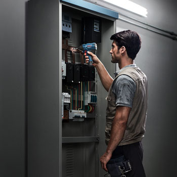 Bosch akumulatorski vibracioni odvrtač-stezač Professional GDR 120-LI 06019F0001 Bosch akumulatorski vibracioni odvrtač-stezač Professional GDR 120-LI 06019F0001